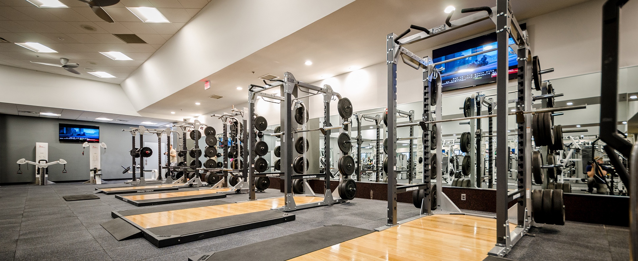 Onelife Fitness Ballston Premier Gym & Health Club